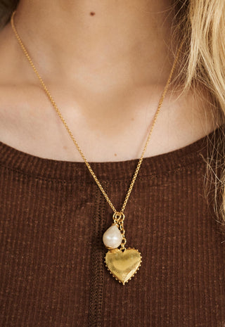 lonely-hearts-charm-necklace